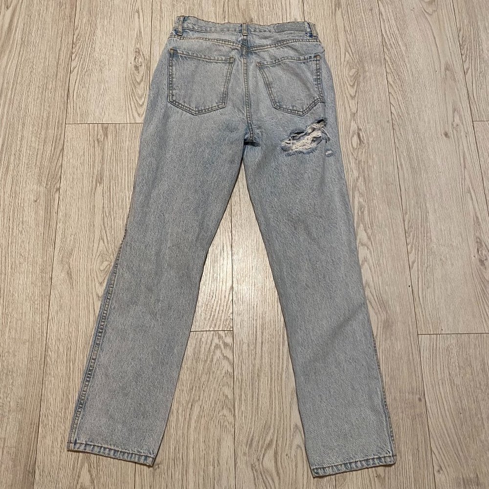 REVICE DENIM EX-BOYFRIEND PLAYER ONE WASH HIGH WAISTED BUTT RIP BOYFRIEND JEANS